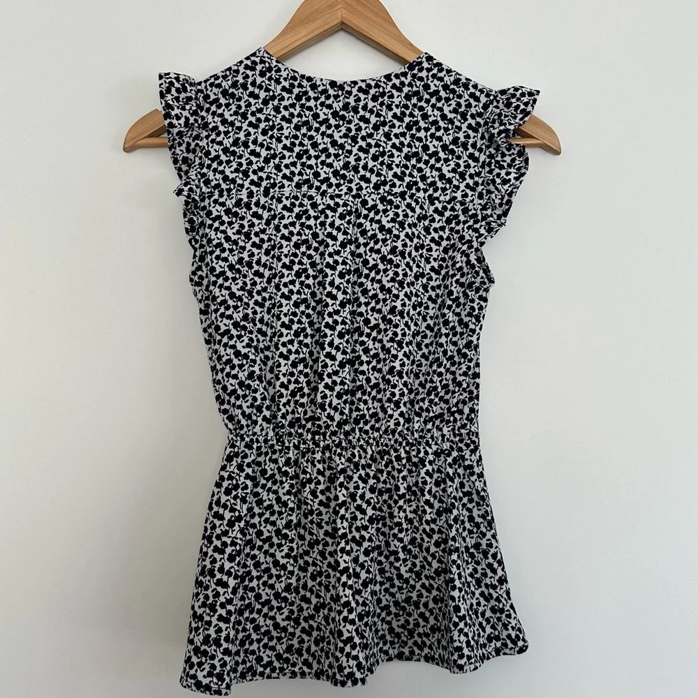 {Monteau} Floral Wrap Blouse Size: S NWT - Picture 2 of 2